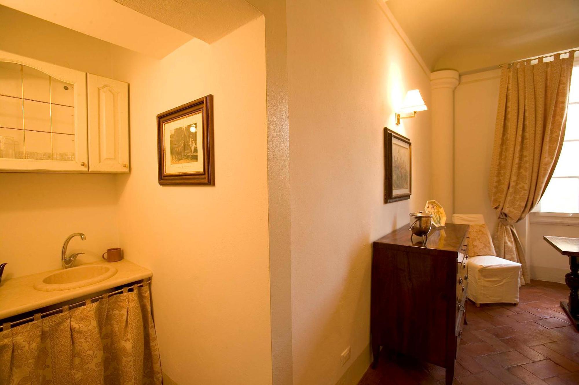 Apartment Palazzo Bianchini Florence