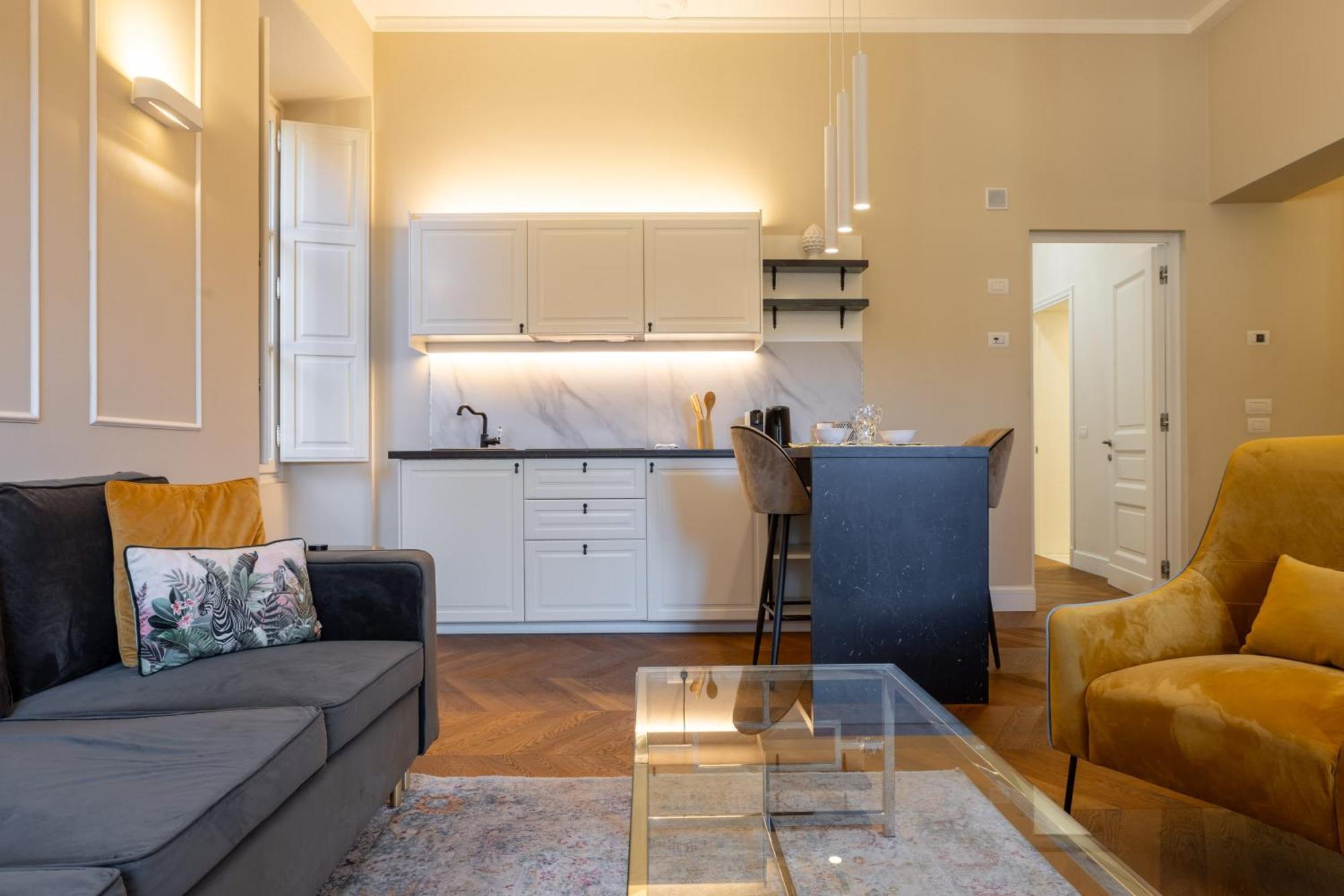 Calzaiuoli Private House Silver Florence