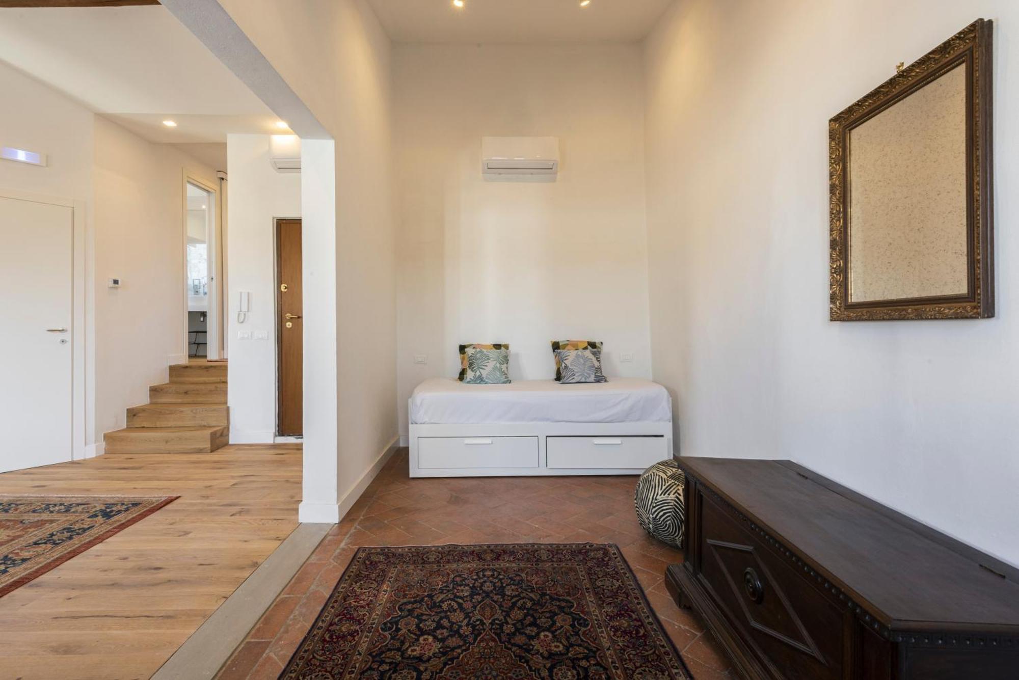Apartment Santa Maria Novella Penthouse By Mmega