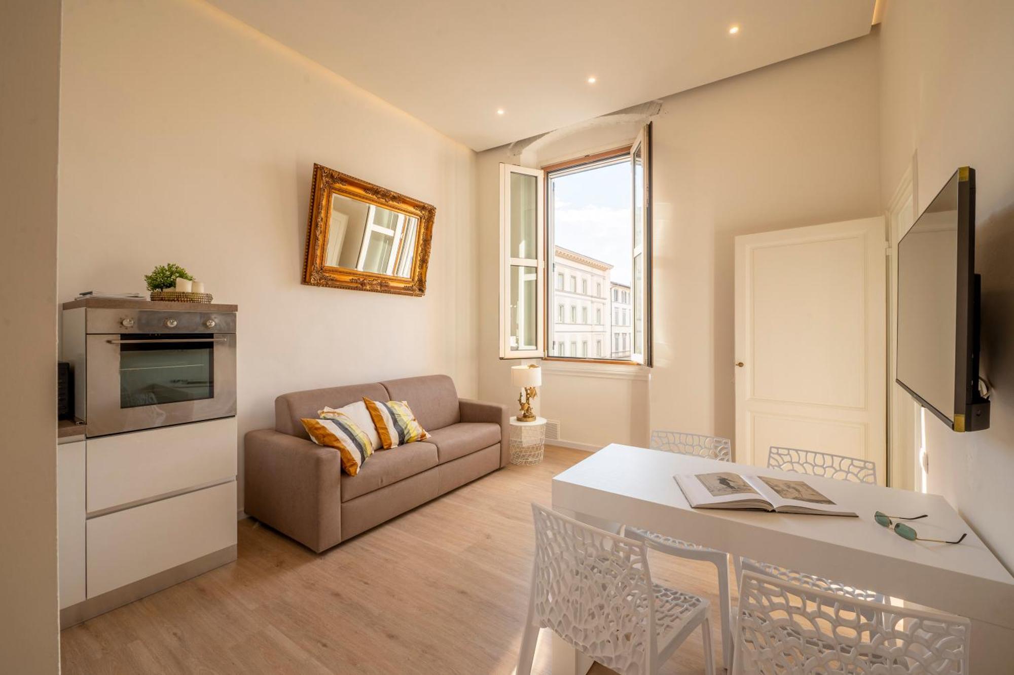 Golden House San Lorenzo Apartment
