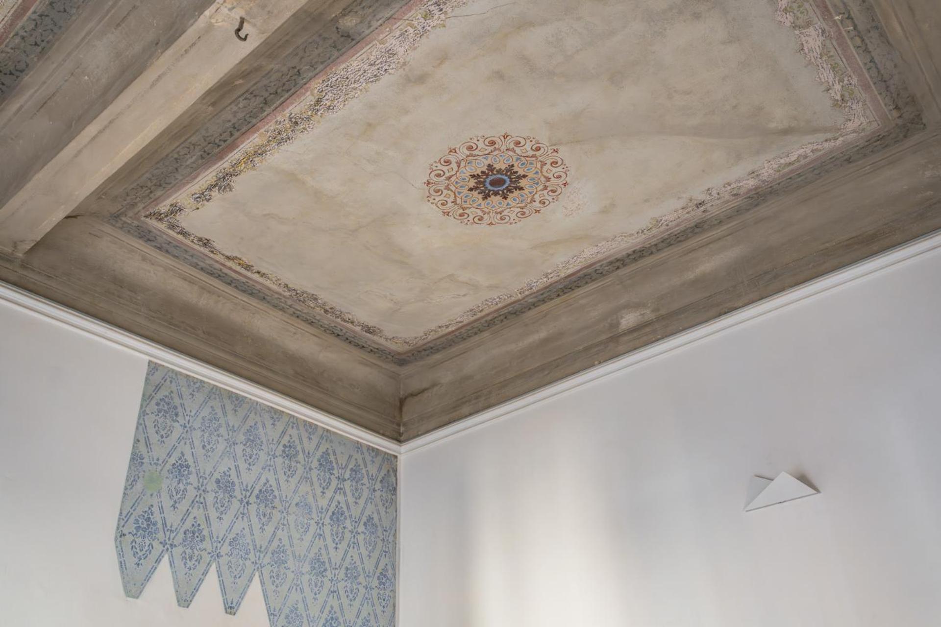 - Frescoes Elegance Apartment