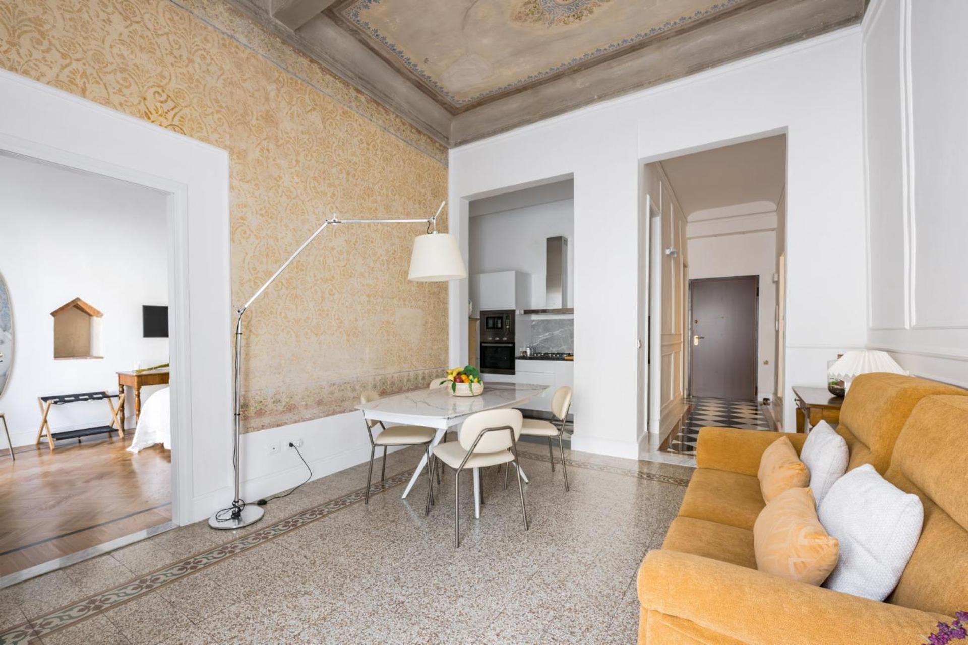 - Frescoes Elegance * Florence