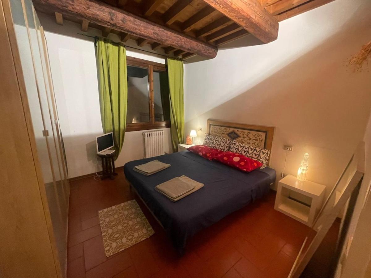 Casa Orisogi Centro Storico Piazza Santa Croce Apartment