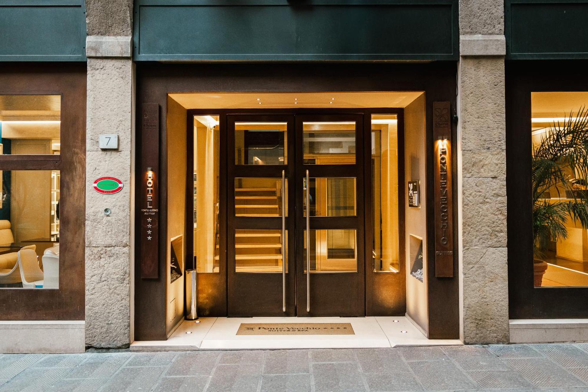 Hotel Ponte Vecchio & 4*
