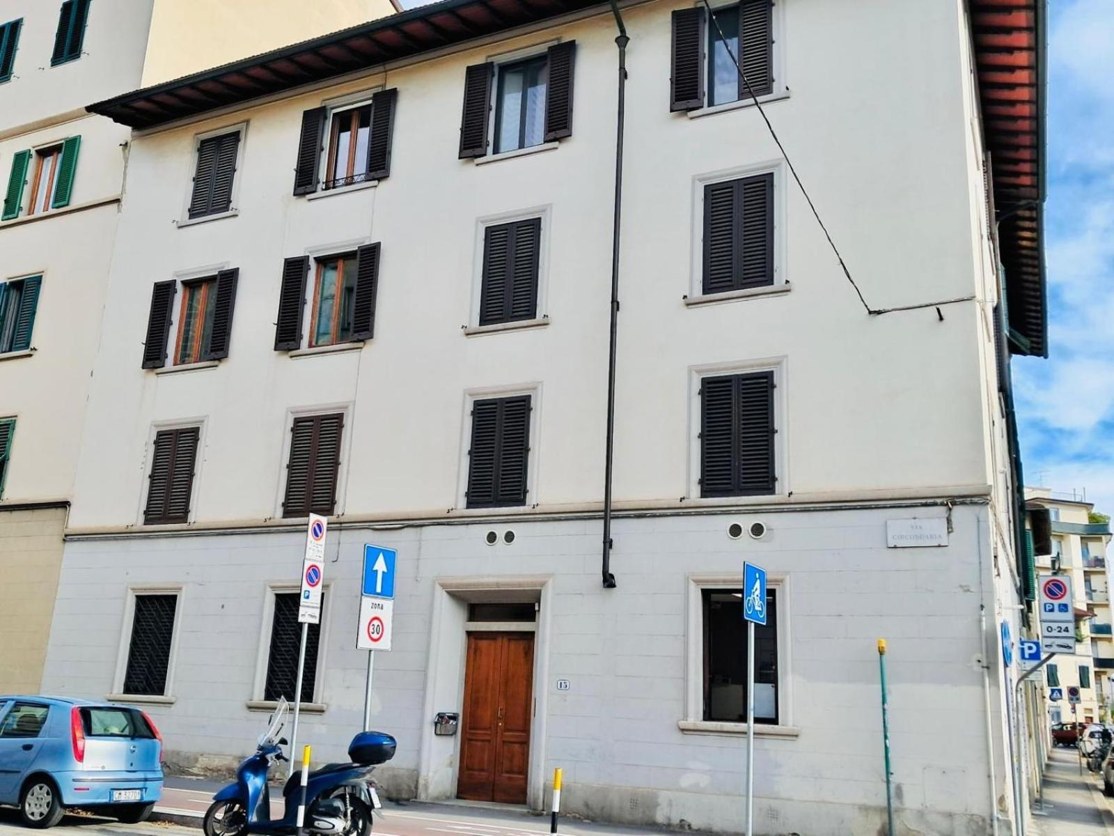 New Station Apartment