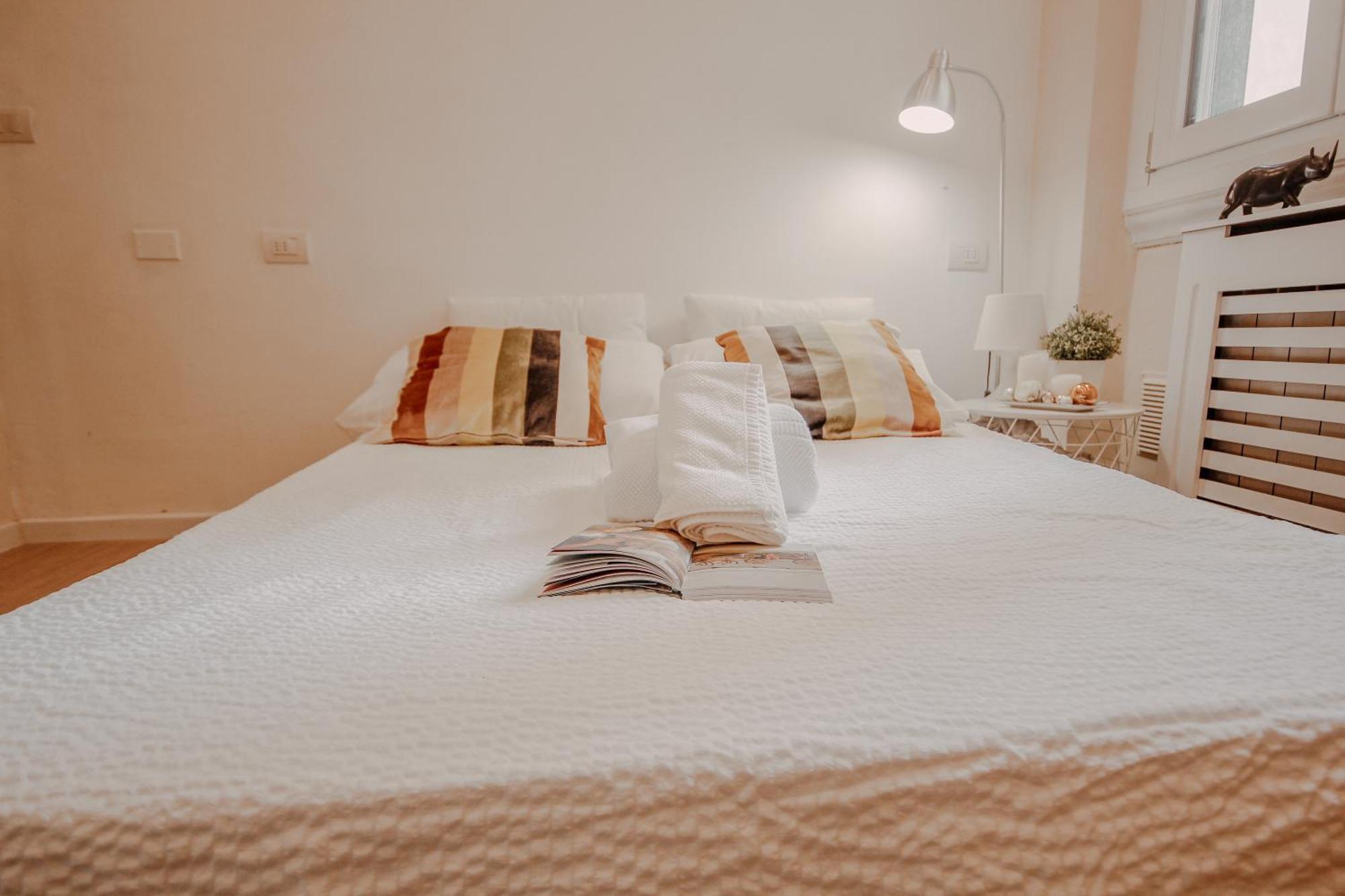 Apartment Novella Golden Loft Florence