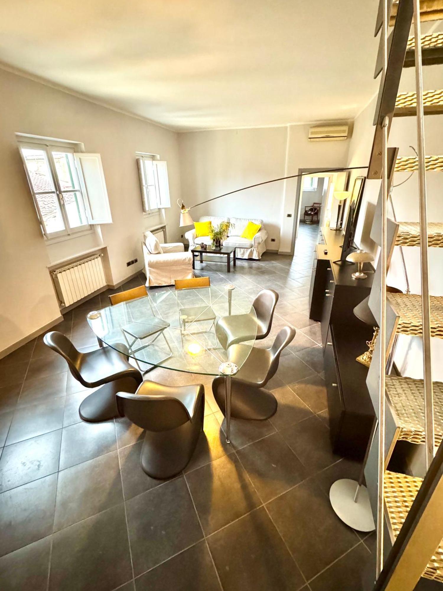 Oltrarno Terrace Apartment