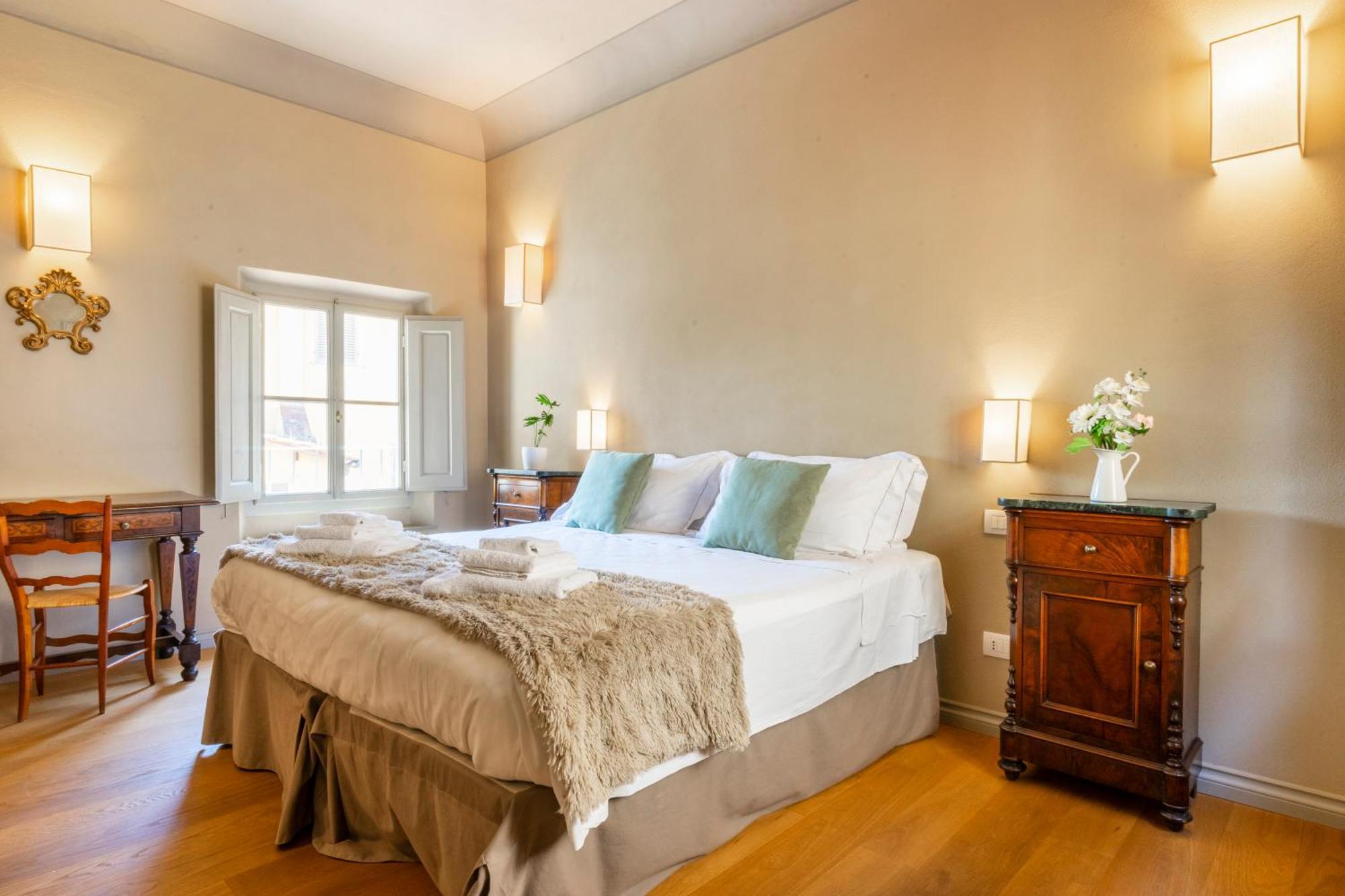 Apartment Lux Penthouse Palazzo Strozzi *