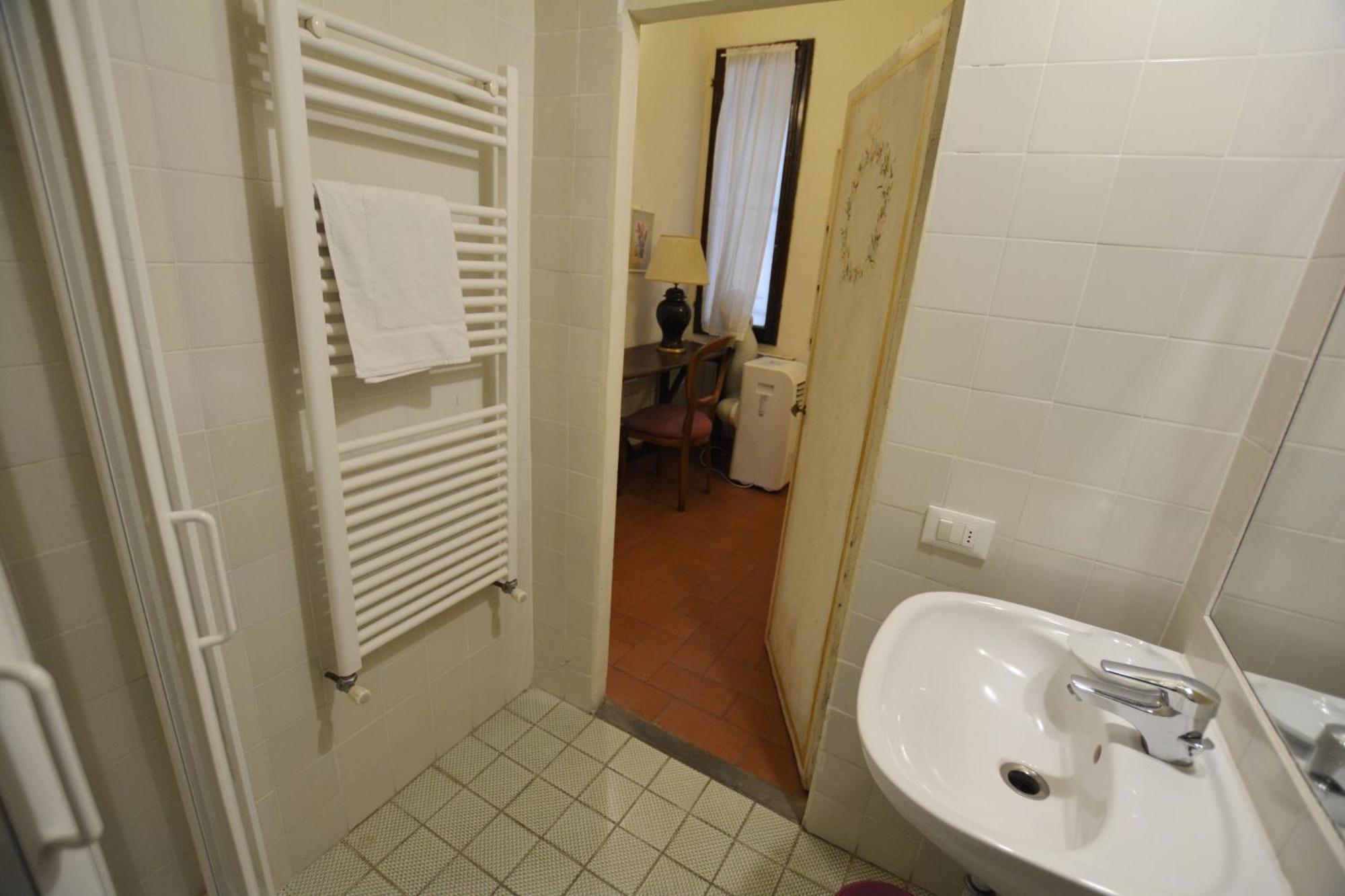 Capponi Apartment Florence