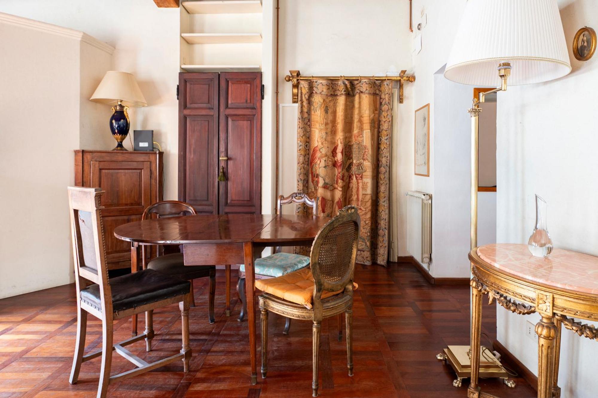 Guest house Caravaggio Con Bagno Privato Nell'oltrarno *