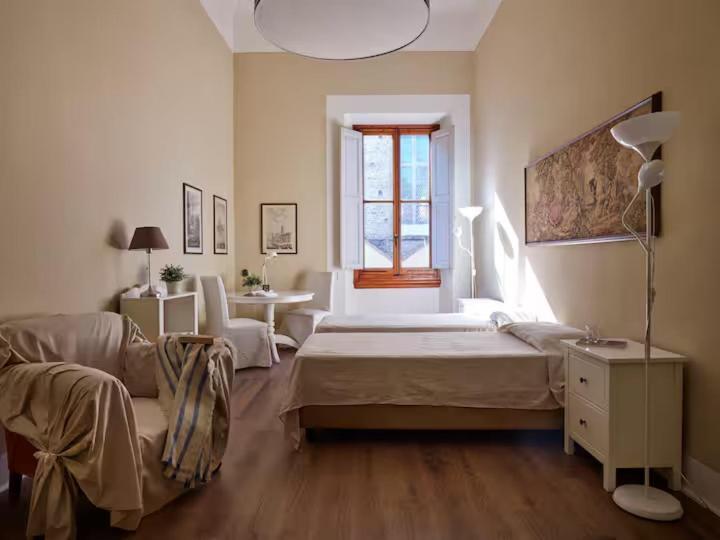 Dante Apartment