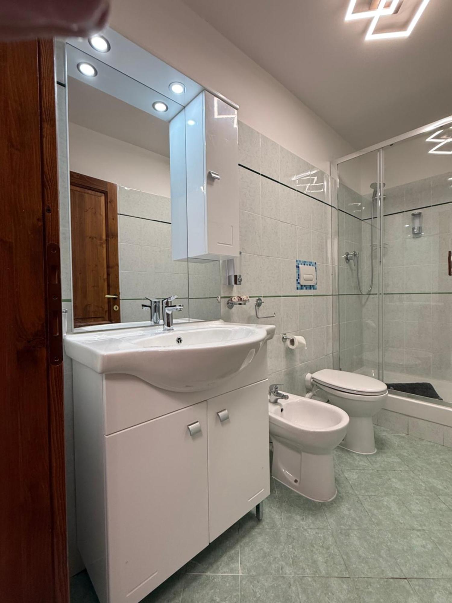 Apartment Casa Ugo Porpora 102 In The Historic Center *