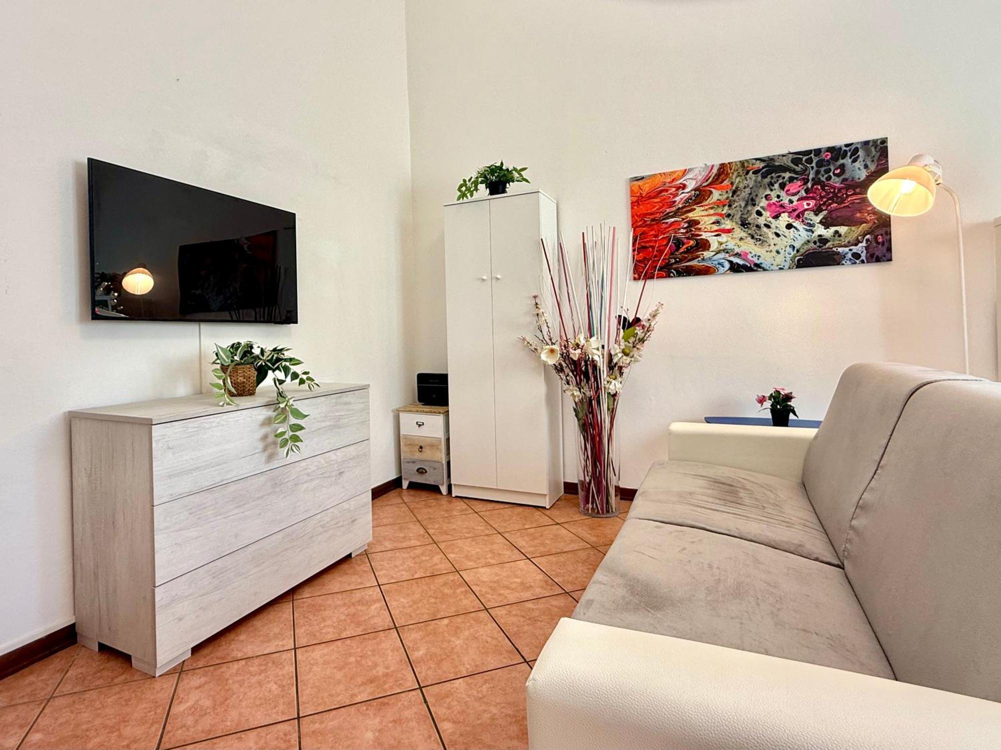 Apartment Casa Ugo Porpora 102 In The Historic Center