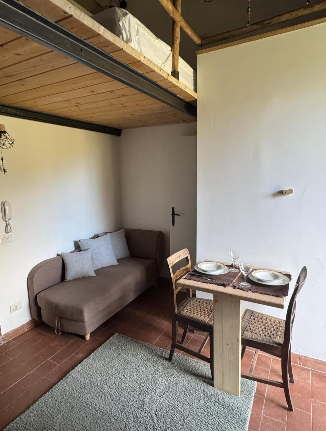 Rustico Monolocale Soppalcato A *