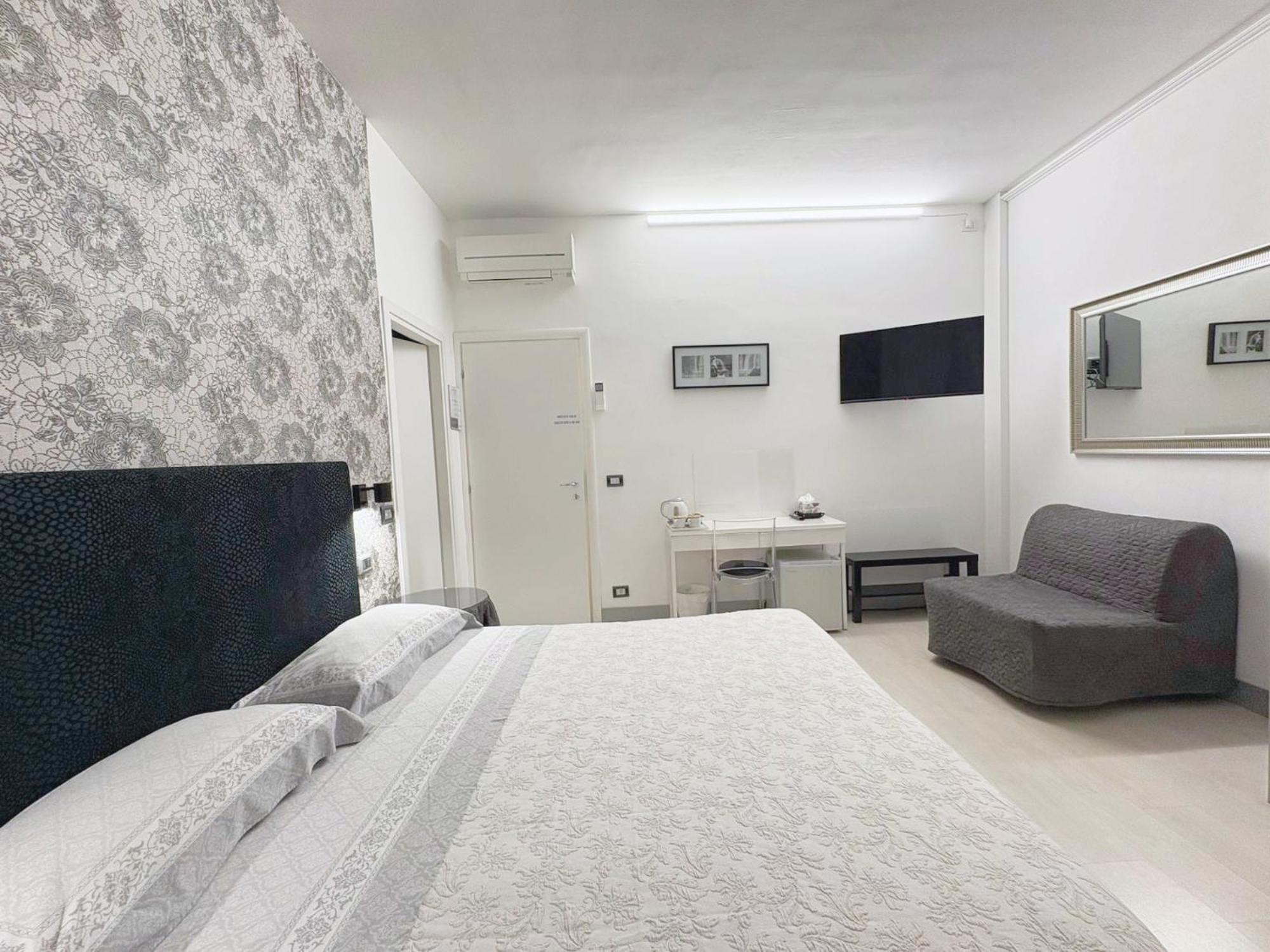 Bed & Breakfast Flo *