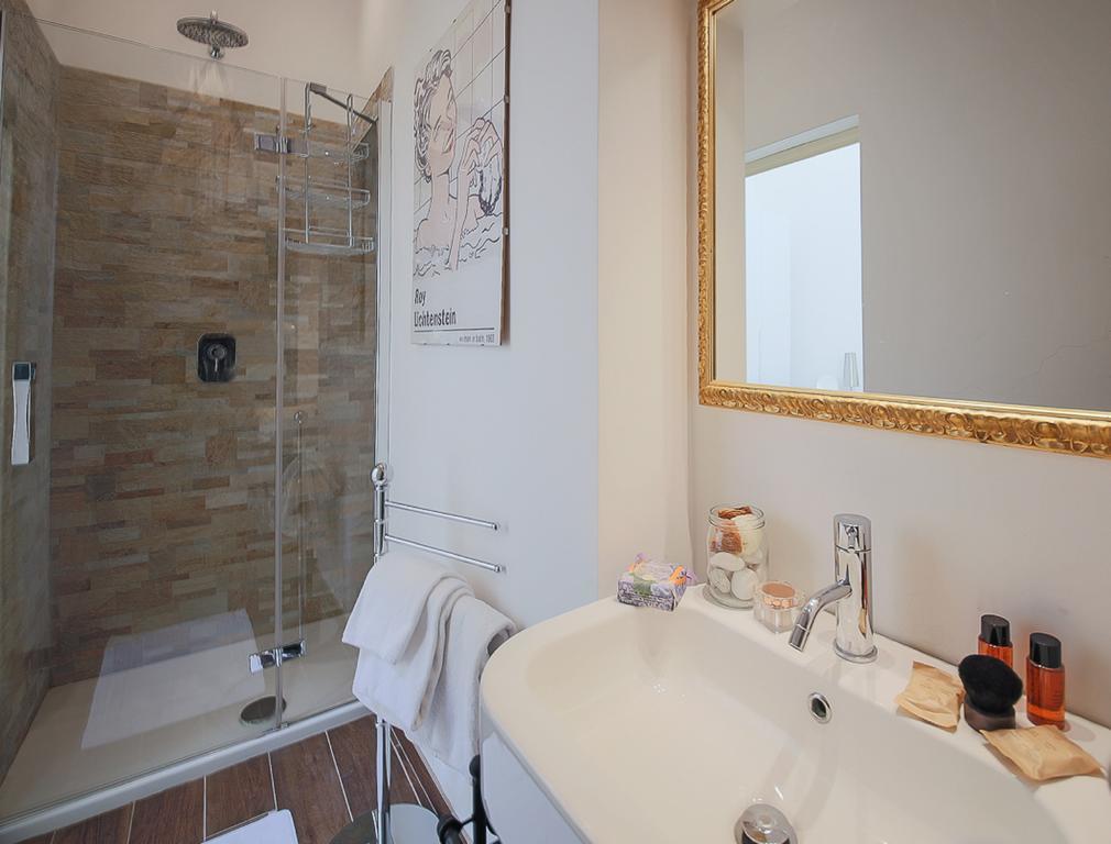 Pandolfini Roof Apartment Florence