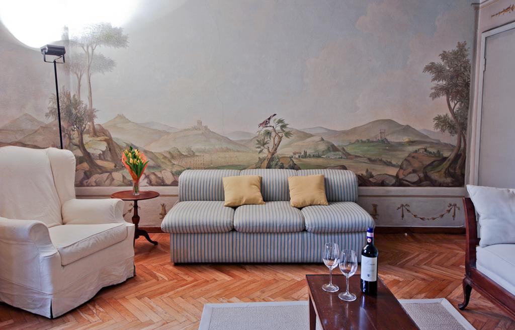 Ponte Vecchio Unique Apartment
