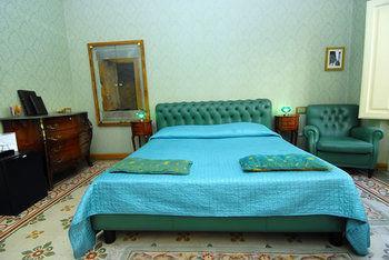 Cavour 10 Hotel
