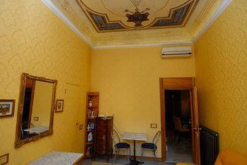Cavour 10 Hotel