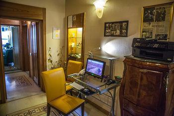 Cavour 10