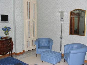 Cavour 10 Hotel