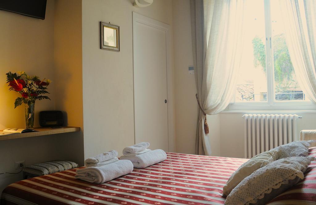 Isola D'arno Couette-café *