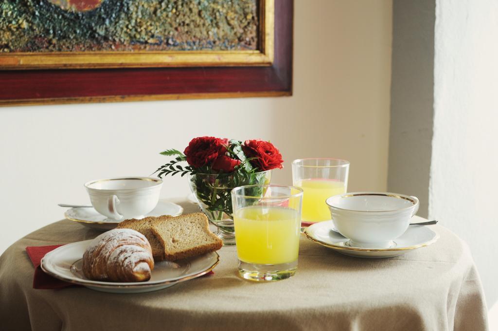 Couette-café Isola D'arno Florence