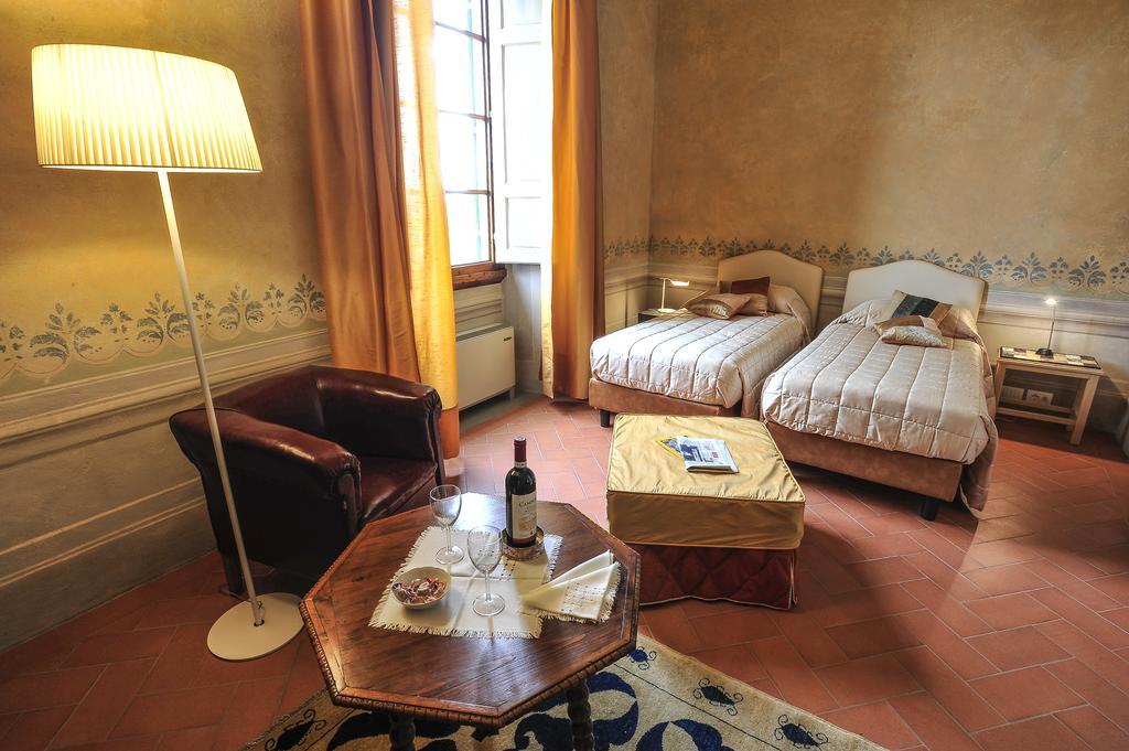 Couette-café Torre Dei Lari Residenza D'epoca