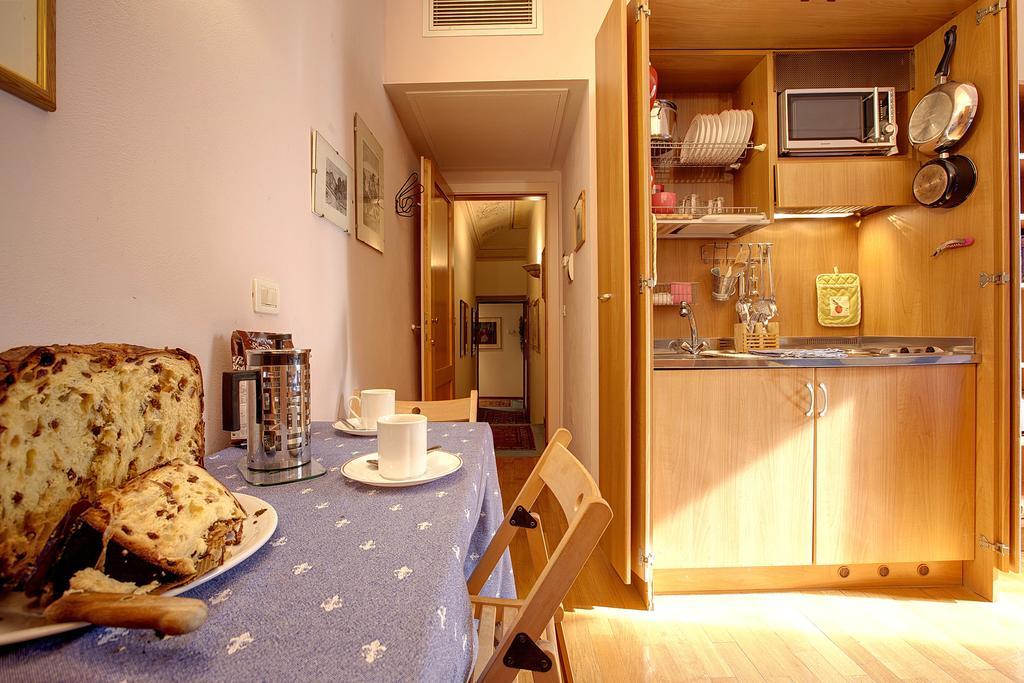 Beatrice Apartment *