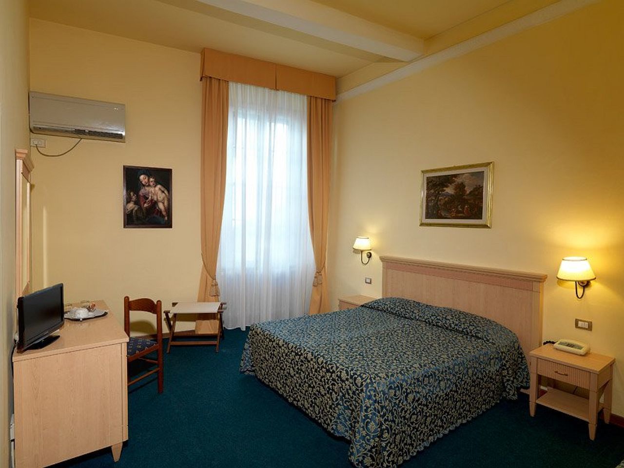 Hhb 3* Florence