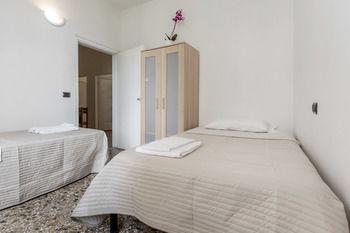 Hotel Prestige House 3*