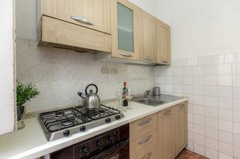 Prestige House Hotel 3*