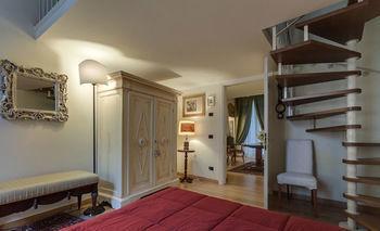 Apartment Italy Rents Duomo Florence