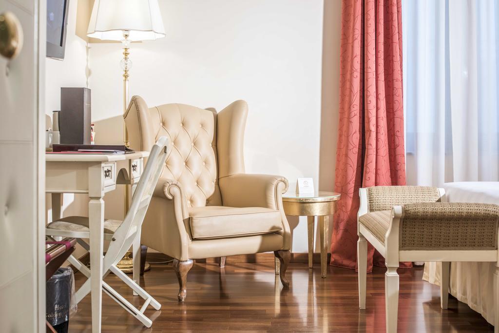 Hotel Golden Tower & Florence
