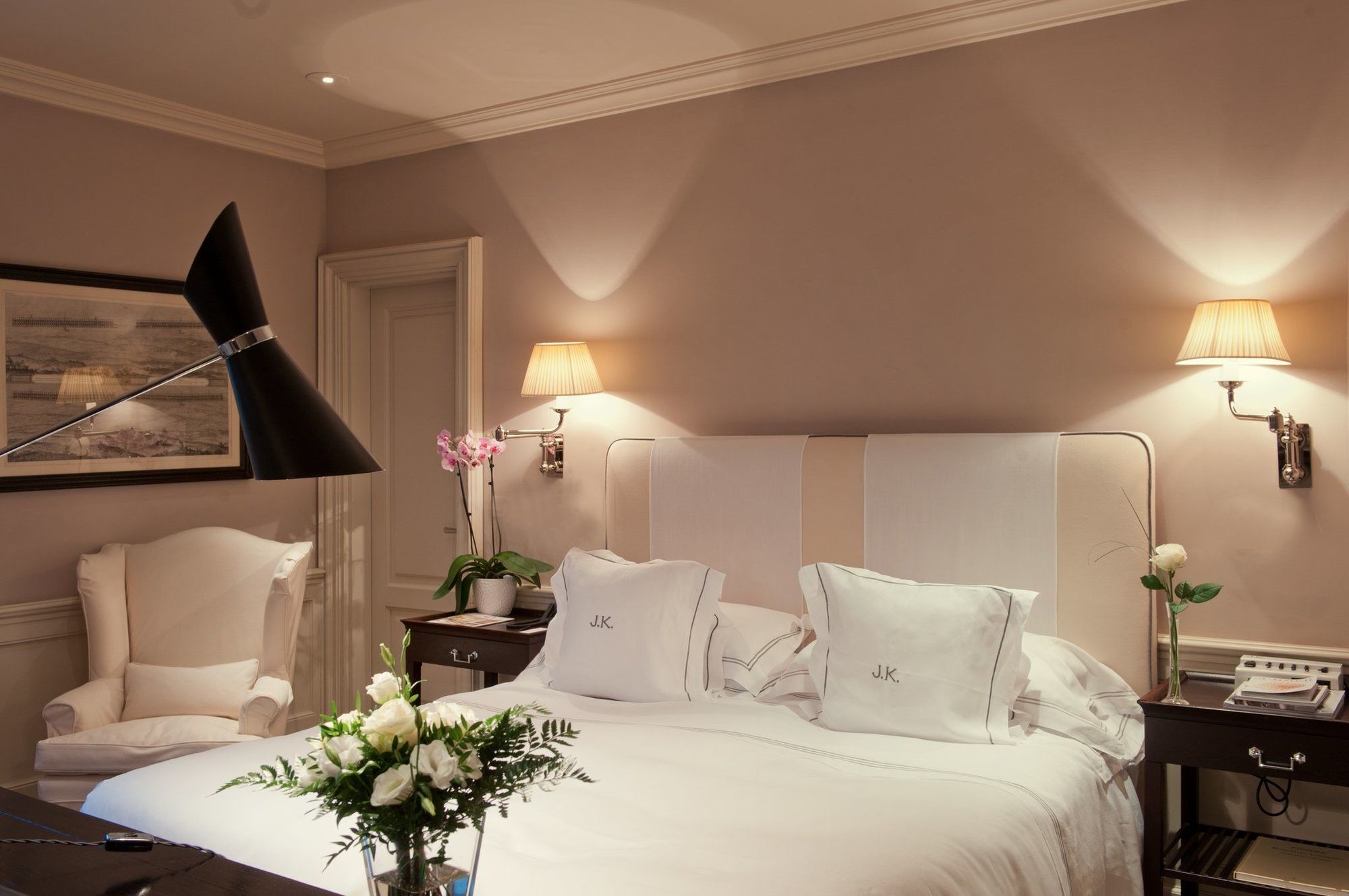 Hotel The Place