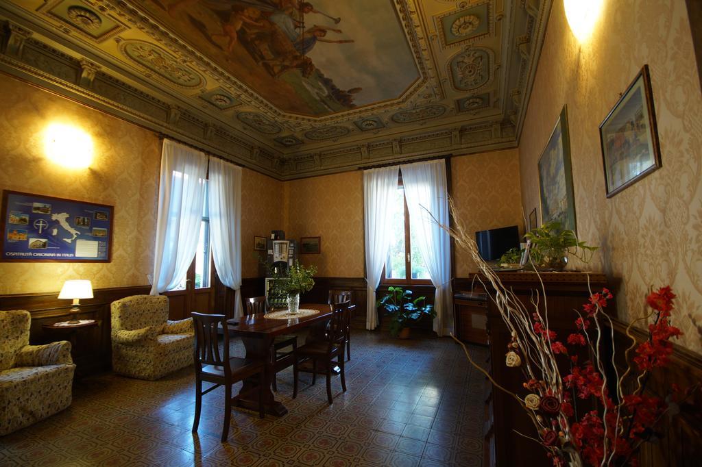 Guest house Casa Secchiaroli 3*