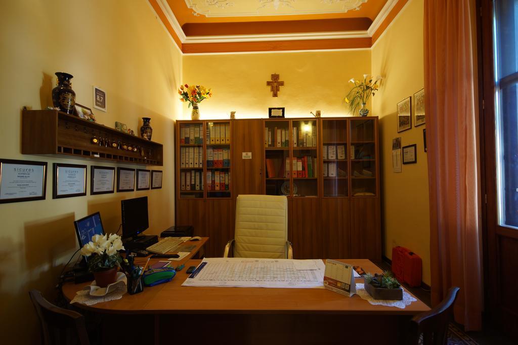 Guest house Casa Secchiaroli 3*