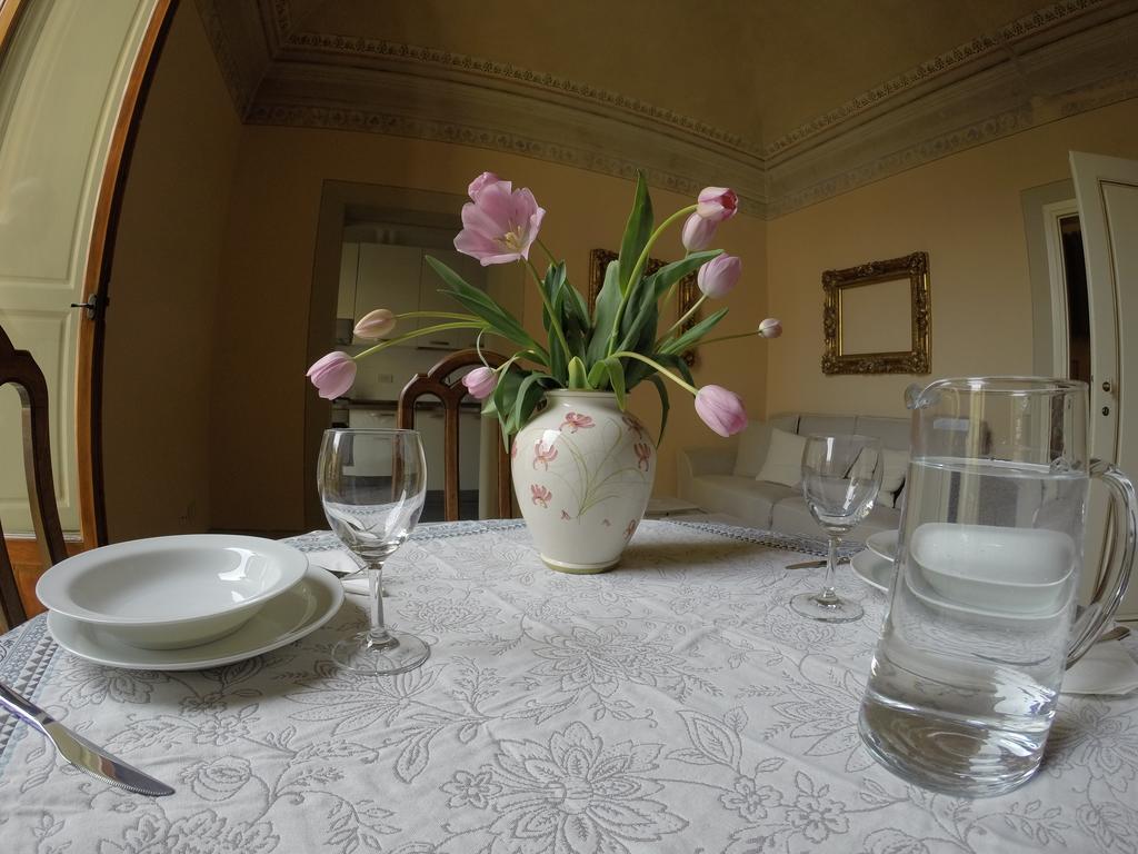Apartment La Casa Degli Specchi Florence