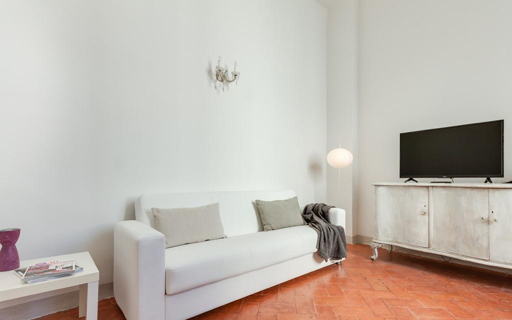 Apartment - Alfani White