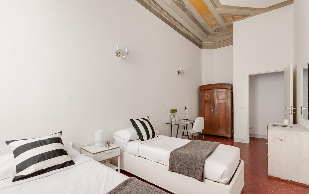 - Alfani White Apartment Florence
