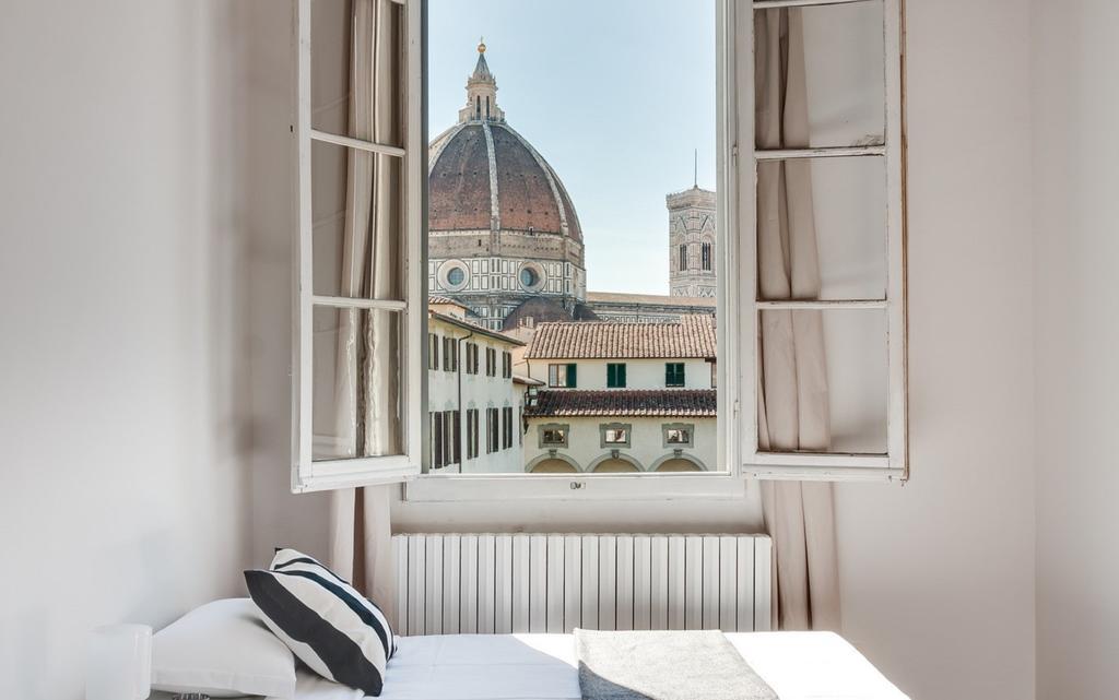 - Alfani White Apartment