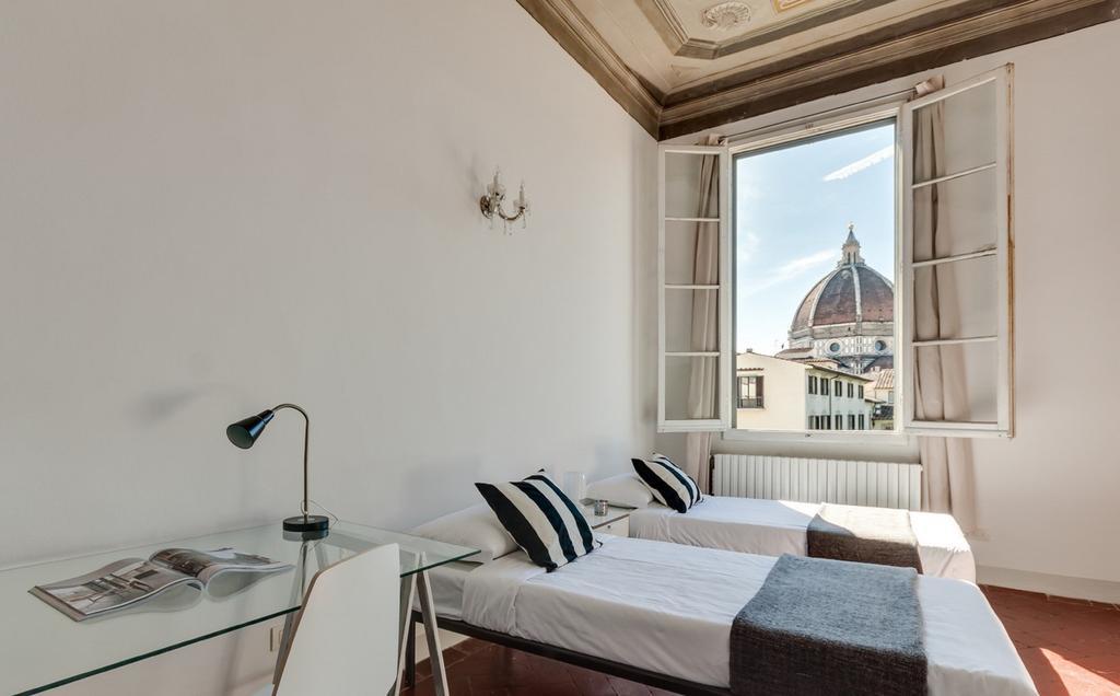 - Alfani White Apartment Florence