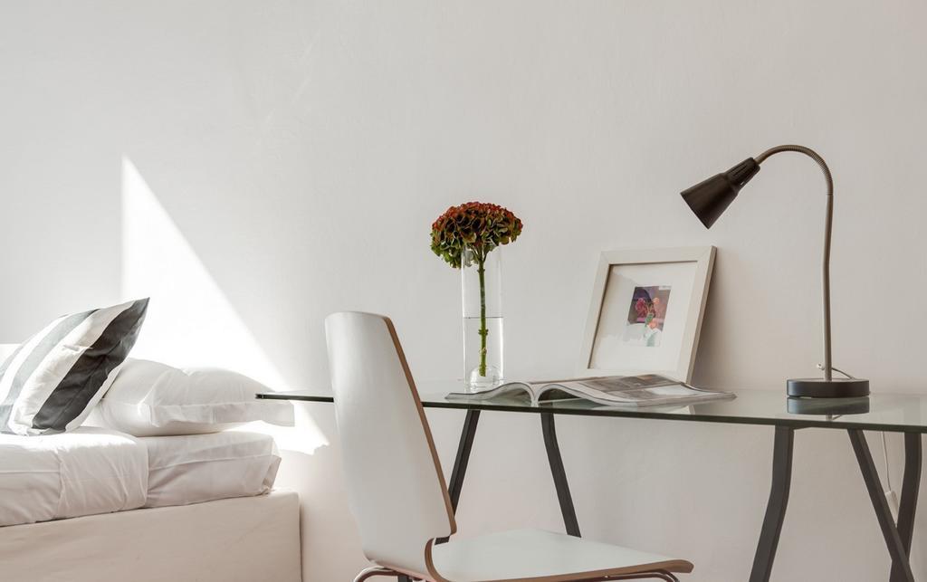 - Alfani White Apartment