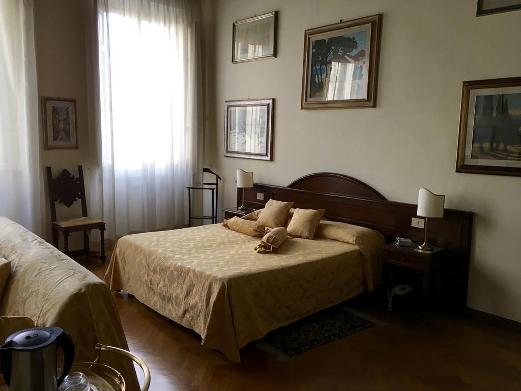Antica Torre Couette-café Florence