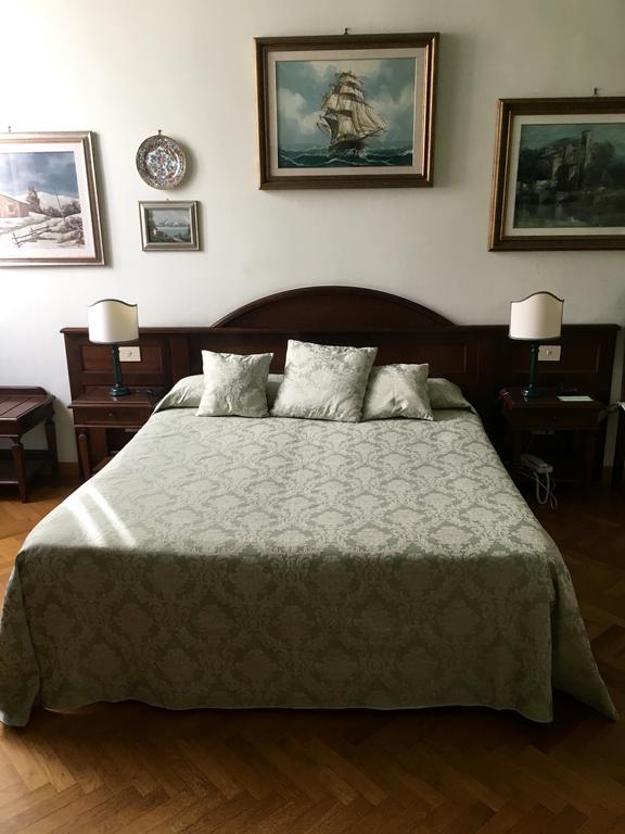 Antica Torre Couette-café 2*