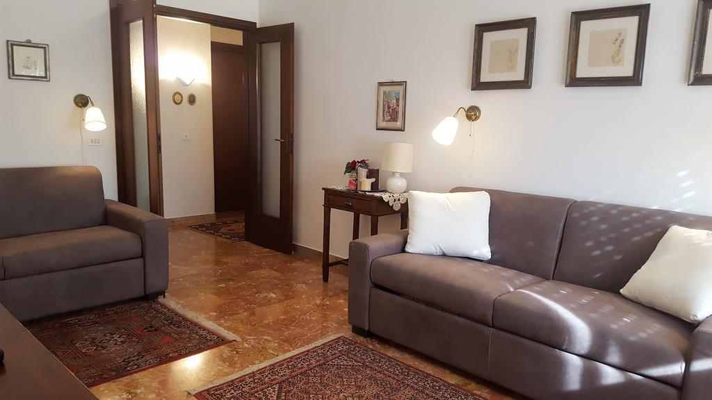 Medardo Rosso Apartment