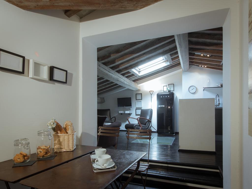 Florence-floroom Pavone Apartment