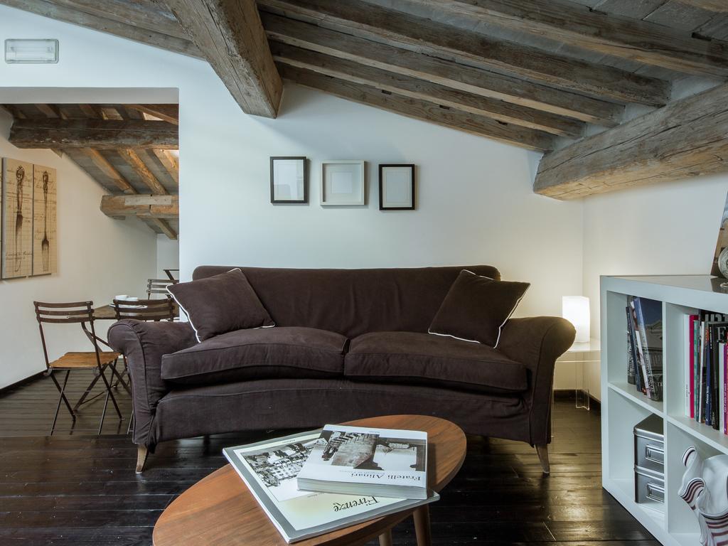Florence-floroom Pavone