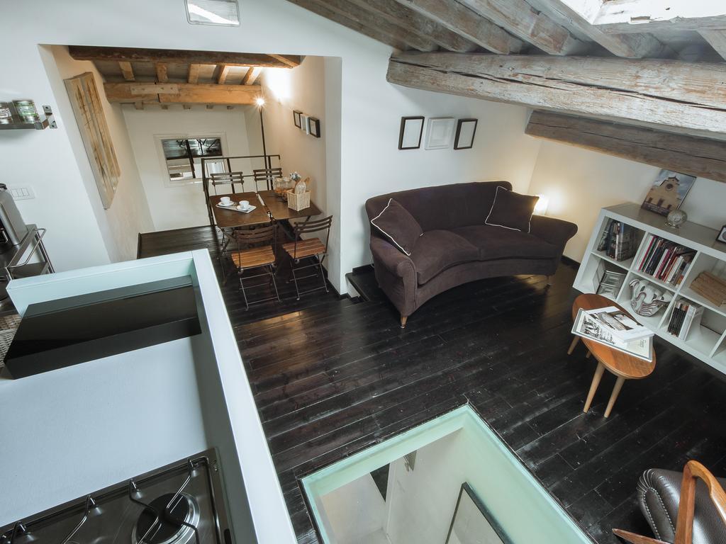 Florence-floroom Pavone *