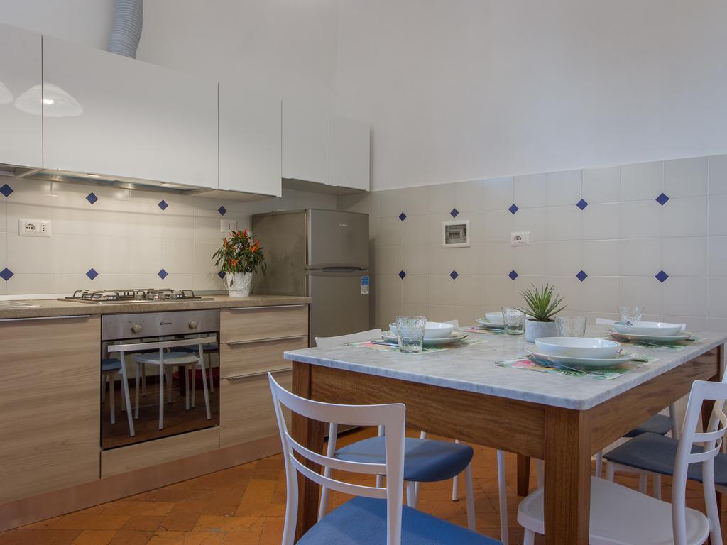 - House In Blue * Florence